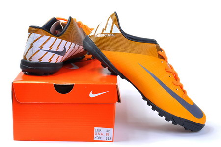 Football shoes-112